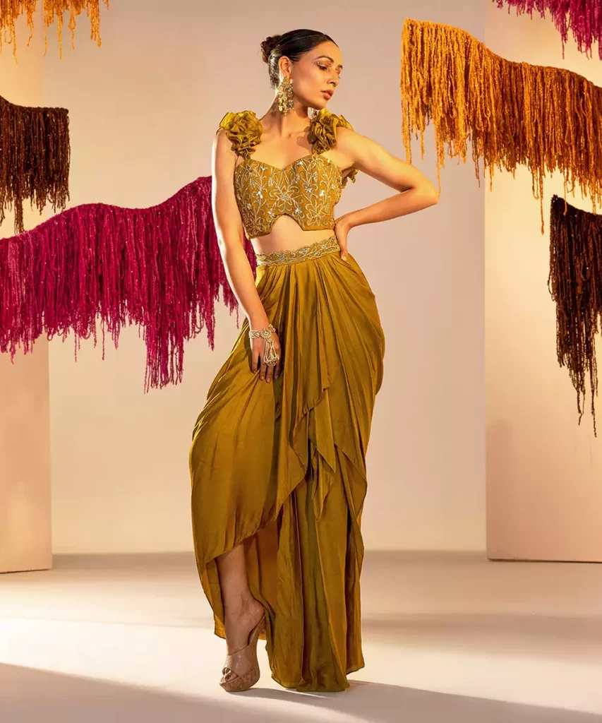 Mehndi Outfit Ideas for Bride