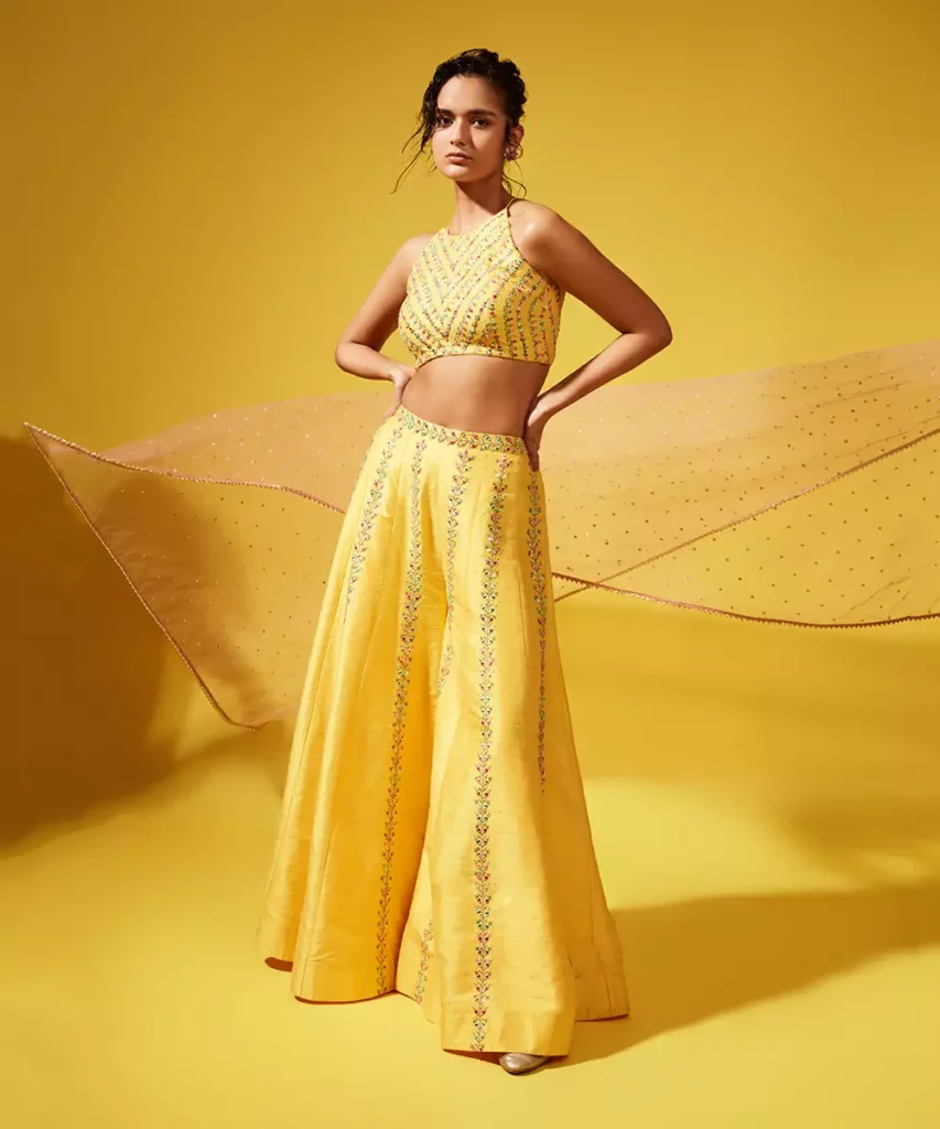 Mehndi Outfit Ideas