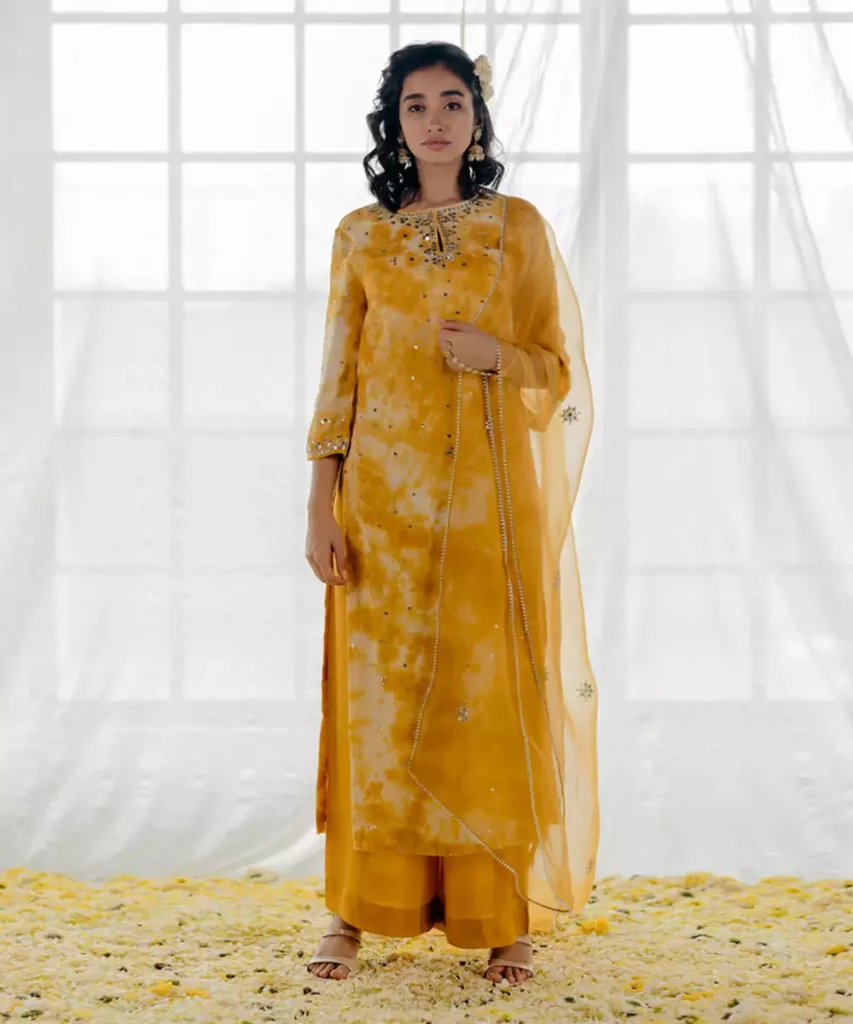 types of indian outfits