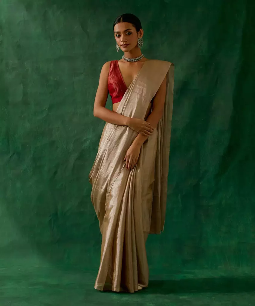 Best Saree Color Combinations for Women