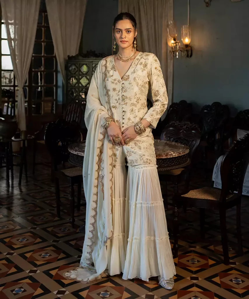 Wedding Outfit Ideas for Women