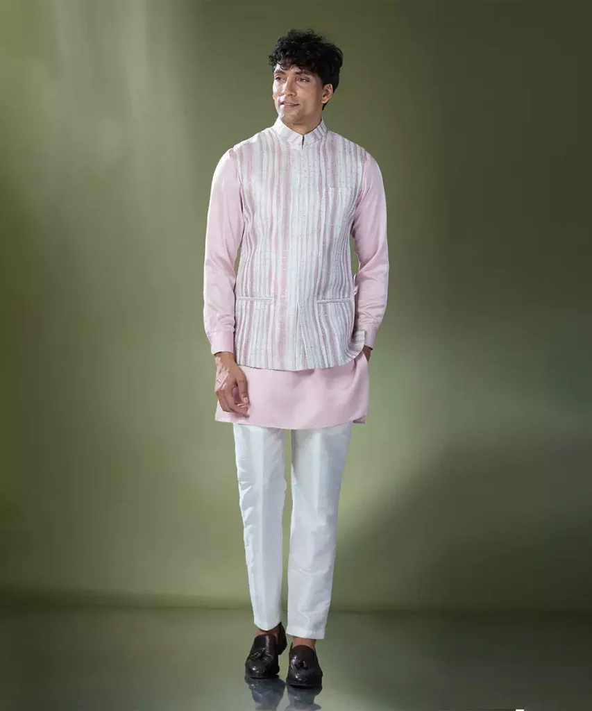 Navratri outfits for Garba men