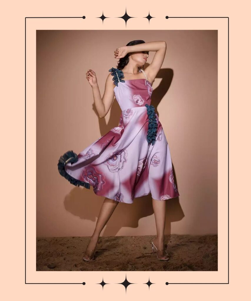 What to wear for an office party female